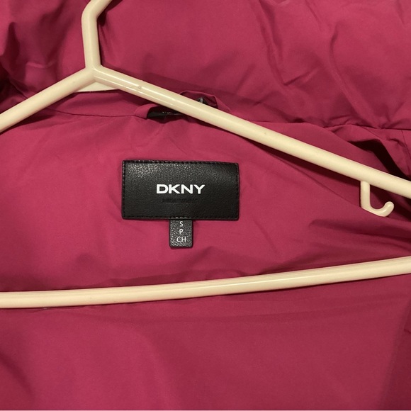 NWT DKNY Womens Quilted Jacket. -4 - Picture 7 of 9